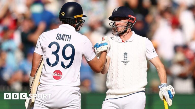Ashes fourth Test: Australia and England player ratings Two Doors Down: Christmas Special