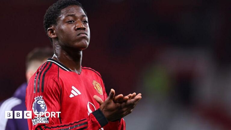 Man Utd midfielder’s half-brother wears ‘Free Kobbie Mainoo’ t-shirt Manchester United midfielder Kobbie Mainoo
