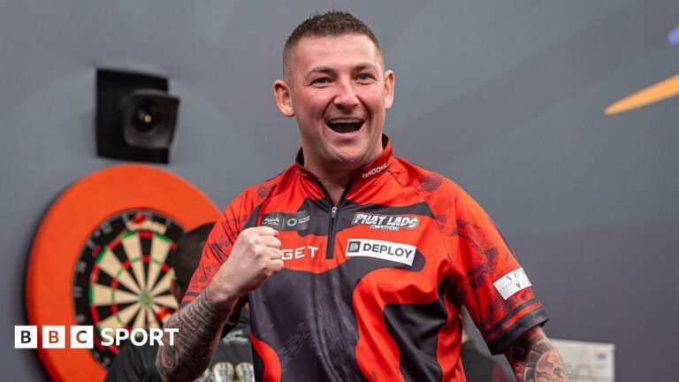 Saudi Arabia Darts Masters: Nathan Aspinall questions crowd at new tournament Nathan Aspinall celebrates at the Saudi Arabia Darts Masters
