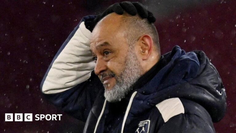 West Ham: ‘An impossible task?’ Ten-game winless run leaves Nuno Espirito Santo’s side facing drop Nuno Espirito Santo