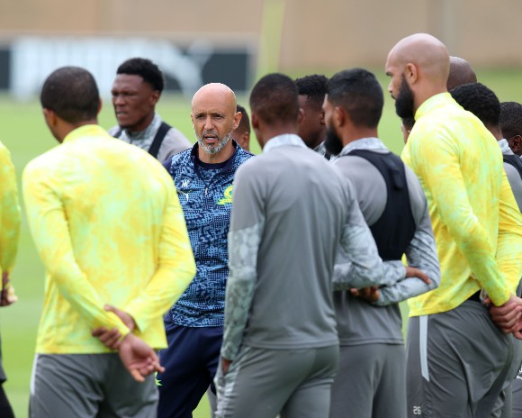 CAF Champions League – Five teams still vying for quarter-final berths