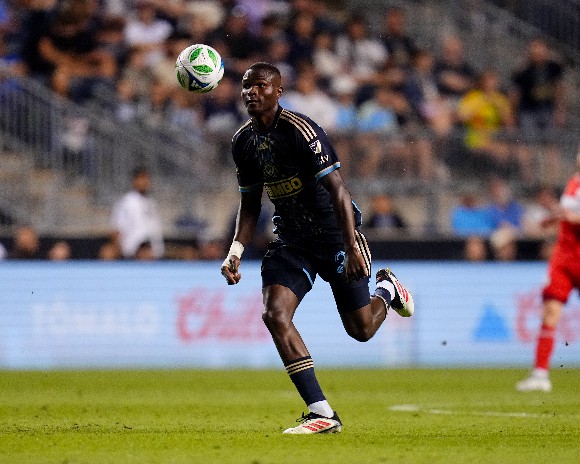 Makhanya attracting interest from Europe