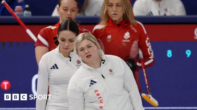 Sophie Jackson and Rebecca Morrison of Team GB