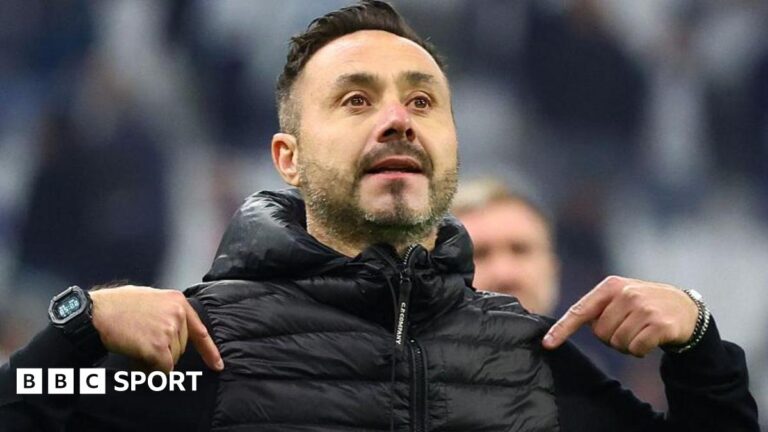 Roberto de Zerbi: Italian becomes new Tottenham boss Roberto de Zerbi points to his chest