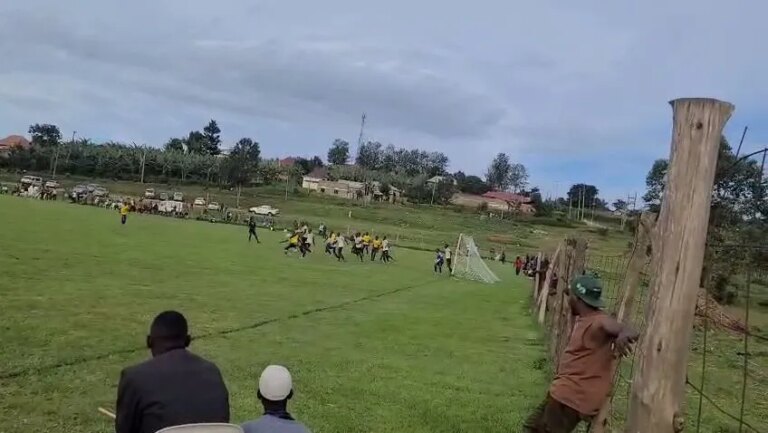 Drama and chaos unfold as Karo Karungi vs Kataka match is deserted – The Panorama Uganda WATCH: Drama and chaos unfold as Karo Karungi vs Kataka match is deserted