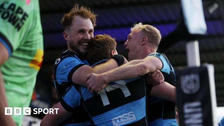 Cardiff celebrate Jacob Beetham's second try against Stormers