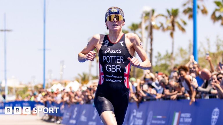 World Triathlon Series 2026: Beth Potter finishes second in Sardinia as Alex Yee retires Beth Potter crosses the finish line in Alghero