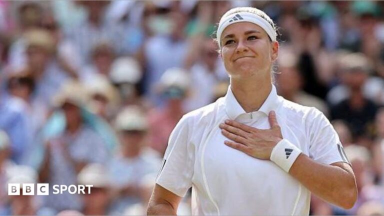 Wimbledon 2026 results: Karolina Muchova beats Coco Gauff in epic tie-break to reach final Karolina Muchova puts her hand over her heart to celebrate her Wimbledon semi-final victory over Coco Gauff