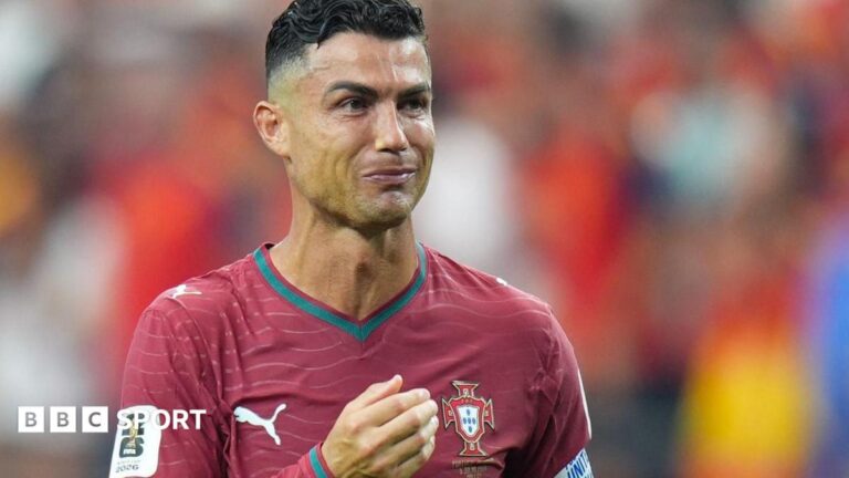 Ronaldo's touch map in 90 minutes against Spain