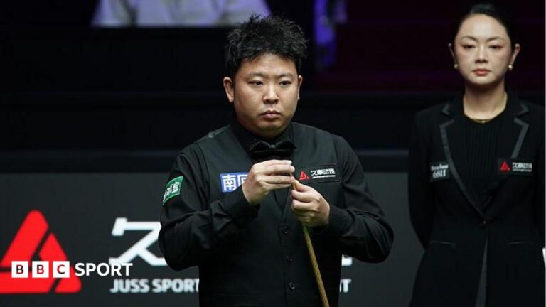 China Open: Zhang Anda beats Zhao Xintong in thrilling final-ball respot Zhang Anda