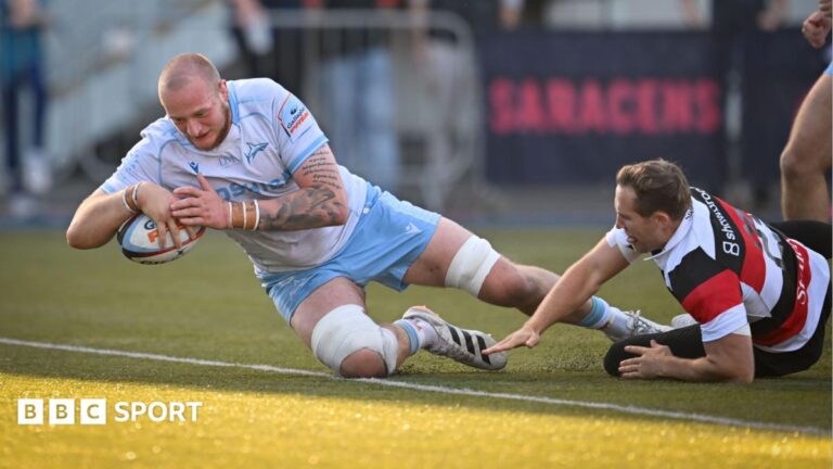 The Prem: Saracens 17-21 Sale: Sharks beat Sarries despite red card Ben Bamber falls over the line to score Sale's third try